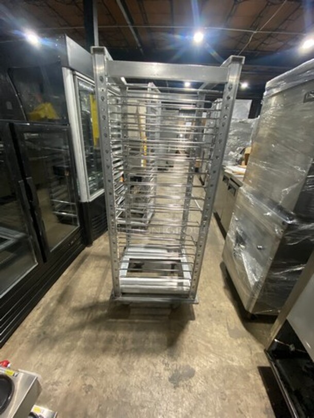 Great! Cres Cor Heavy Duty Commercial Pan Transport Rack! On Casters! Good For Multiple Style Pans! - Image 3 of 6