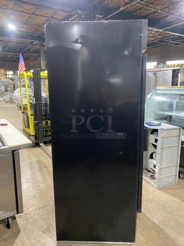 Beverage Air Commercial Single Door Reach In Refrigerator Merchandiser! With View Through Door! With Poly Coated Racks! Model: MT27 115V 60HZ 1 Phase - Image 2 of 8