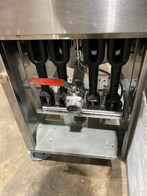 Cecilware Stainless Steel Commercial Floor Deep Fat Fryer w/ 2 New Metal Fry Baskets! Gas Powered! On Casters! - Image 6 of 7
