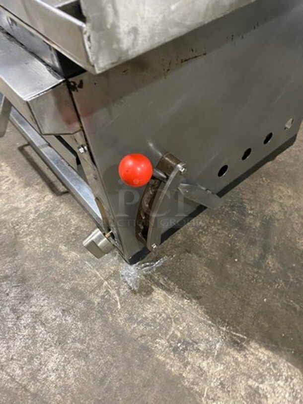 American Master Commercial Natural Gas Powered Countertop Flat Top Griddle And Cheese Melter Combo! With Back And Side Splashes! All Stainless Steel! - Image 8 of 9