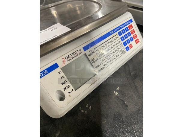 Detecto D30 Computing Scale. Stainless Steel Platform. Front and Rear Backlit LCD Displays! - Image 5 of 6