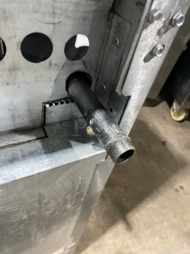 LATE MODEL! 2021 Rocket Commercial Natural Gas Powered 6 Burner Stove! With Raised Back Splash And Salamander Shelf! With Oven Underneath! All Stainless Steel! On Legs! Model: RCPRO36GST SN: 2572612109280373 - Image 10 of 10