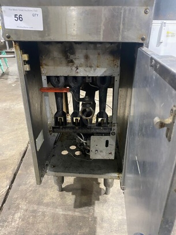 DCS Commercial Natural Gas Powered Deep Fat Fryer! All Stainless Steel! On Legs! - Image 6 of 9