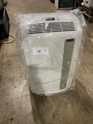 NEW! OUT OF THE BOX! SCRATCH-N-DENT! DeLonghi Portable Air Conditioner Unit! 400 Square Feet Room Capacity! Model: PACAN130HPE 115V