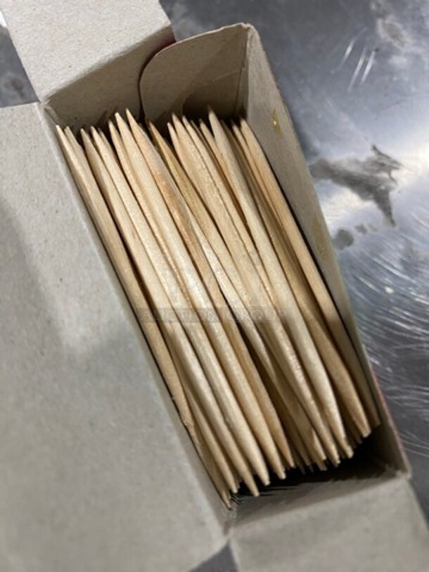 NEW! IN THE BOX! Penley Round Toothpicks! 2x Your Bid! - Image 4 of 4