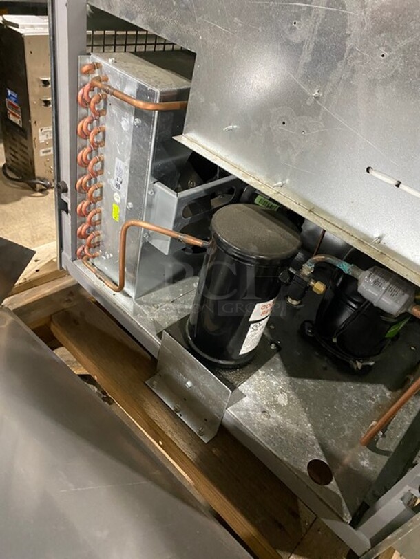 New Never Used Side Mounted Kolpak Compressor Blower Combo For Walk In Cooler! MODEL PC075S2OA SN: 410190589 115V 1PH - Image 7 of 7