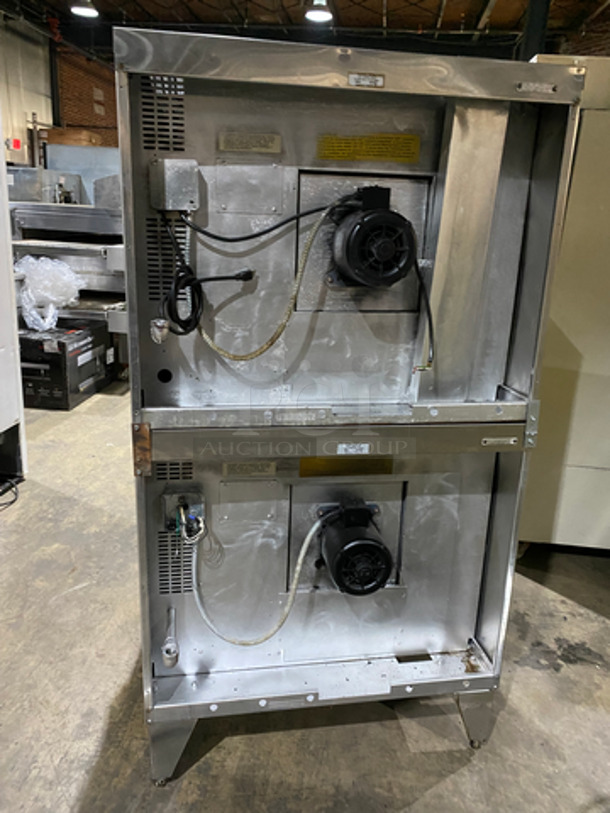 NICE! Franklin Commercial Double Deck Natural Gas Powered Convection Oven! With Metal Oven Racks! With 1 View Through Door & 1 Solid Door! All Stainless Steel! On Legs! 2x Your Bid! - Image 3 of 8