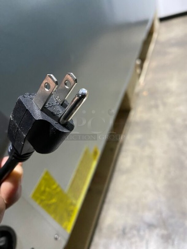 AMAZING! NEW! SCRATCH-N-DENT! Omcan Commercial Refrigerated Italian Style Marble Top Pizza Prep Table! With 3 Door Storage Space Underneath! Poly Coated Racks! All Stainless Steel! Model: PTCN0581 110V - Image 12 of 12