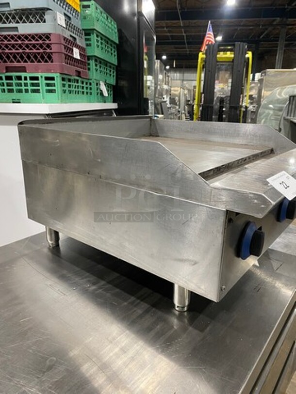 APW Commercial Countertop Natural Gas Powered Flat Top Griddle! With Back And Side Splashes! All Stainless Steel! On Small Legs! - Image 2 of 7
