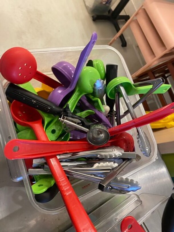 ALL ONE MONEY! MISCELLANEOUS! Includes Assorted Serving Spoons, Tongs! - Image 2 of 5
