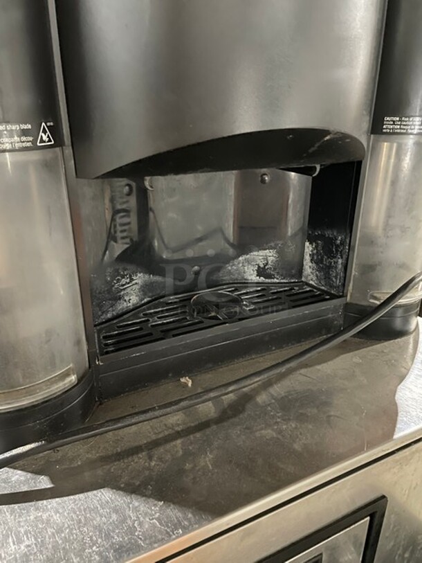 Manitowoc Multiplex All Stainless Steel Smoothie Workstation! On Single Door Undercounter Cooler With Poly Bins! On Casters! Model: MB81 SN: 1708150000104 115V 1PH - Image 10 of 11