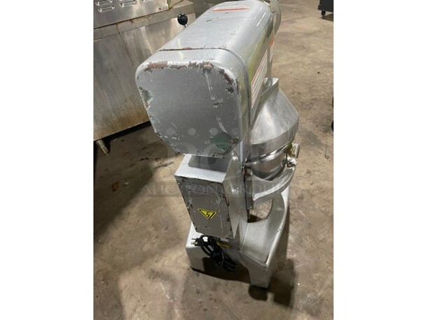Thunderbird Commercial Countertop 20 Quart Mixer! With Bowl & Bowl Guard! With Meat Grinder Attachment! All Stainless Steel! Model ARM02N Serial 1133315! 115V 1Phase! - Image 3 of 8
