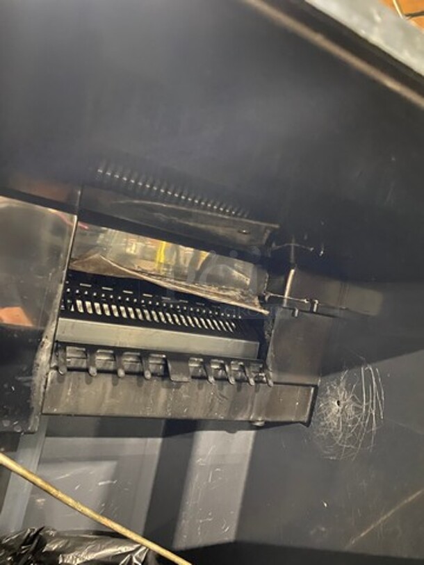 SCOTSMAN Undercounter Medium Cube Ice Machine! Model CU0920MA-1A Serial 19111320012063 115V/60Hz/1 Phase - Image 6 of 7