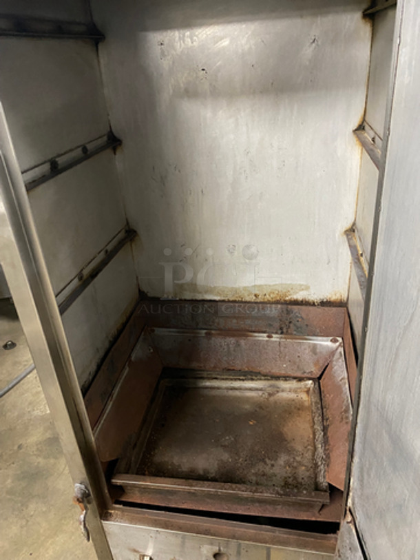 Commercial Single Door Natural Gas Powered Smoker! All Stainless Steel! - Image 5 of 9