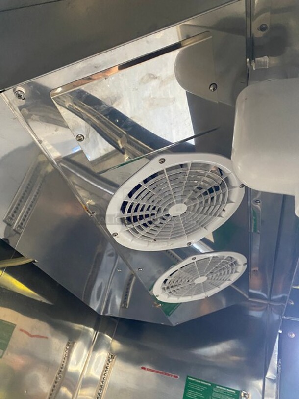 Turbo Air Commercial 2 Door Reach In Cooler! With Racks! Model TSR49SD 110-120v 1ph - Image 7 of 11