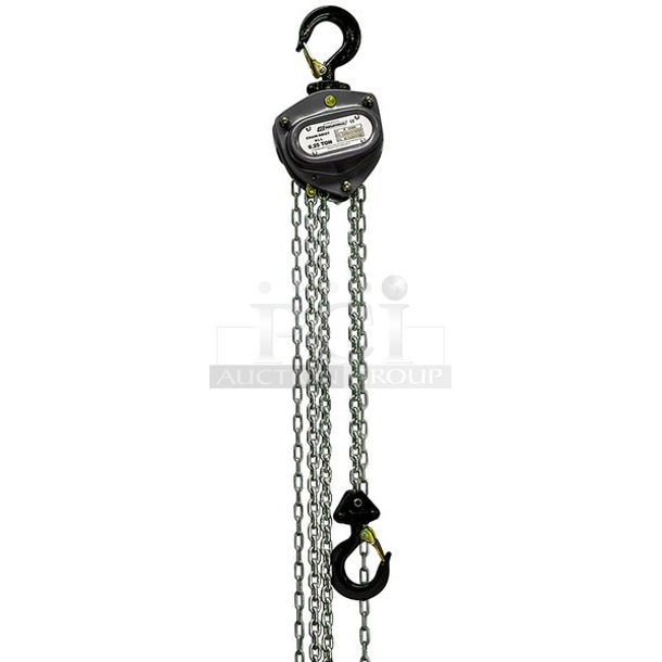 BRAND NEW SCRATCH AND DENT! OZ Lifting Products 801OZIND02510CH Industrial Series 1/4 Ton Manual Chain Hoist with 10' Lift OZIND025-10CH