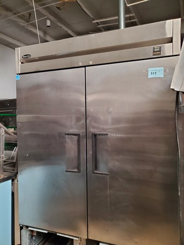 TRUE Superior Two Solid Door Freezer|115 Volt on Casters! - Image 2 of 3