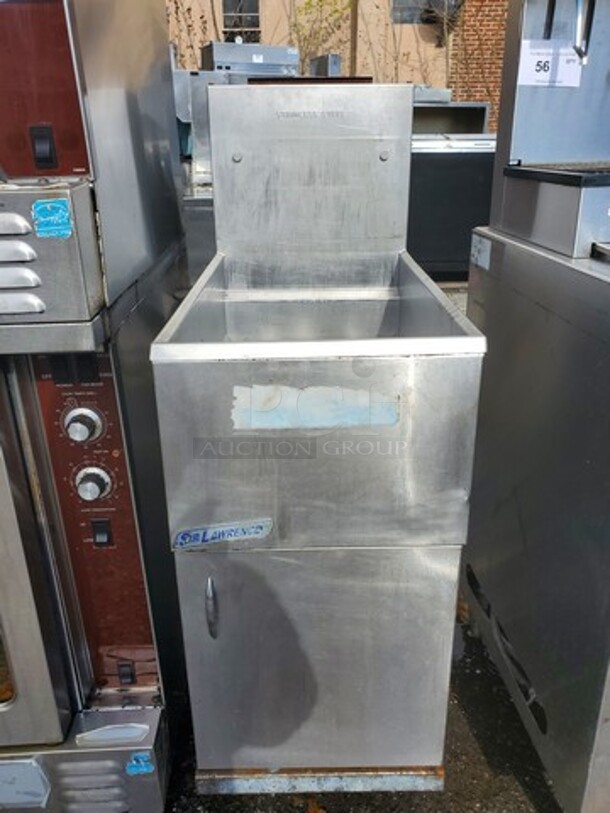 PITCO Sir Lawrence Lbs. 40 Capacity  Propane Fryer 15X30X34 - Image 1 of 7