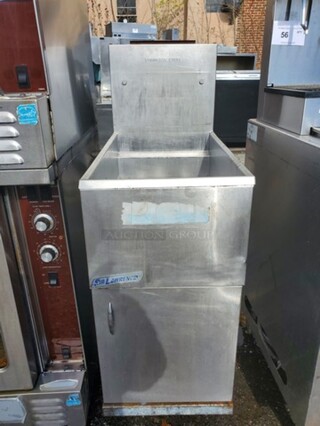 PITCO Sir Lawrence Lbs. 40 Capacity  Propane Fryer 15X30X34