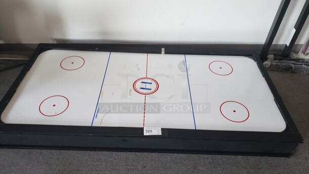 Combo Game Table

Sold as is

(Location 2) - Image 1 of 2