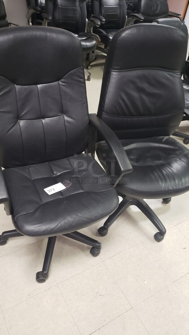 Lot of 2 Chairs

(Location 2) - Image 1 of 1