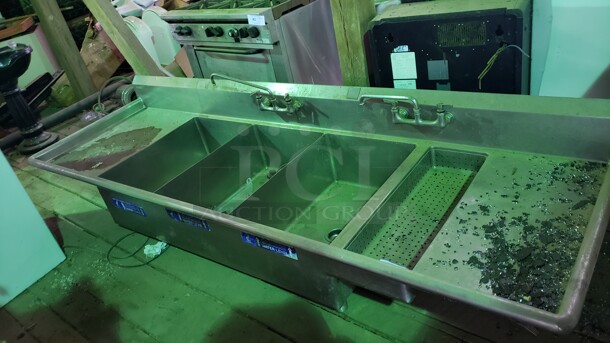 3 Compartment Sink. Legs not included

(Location 3) - Image 1 of 1