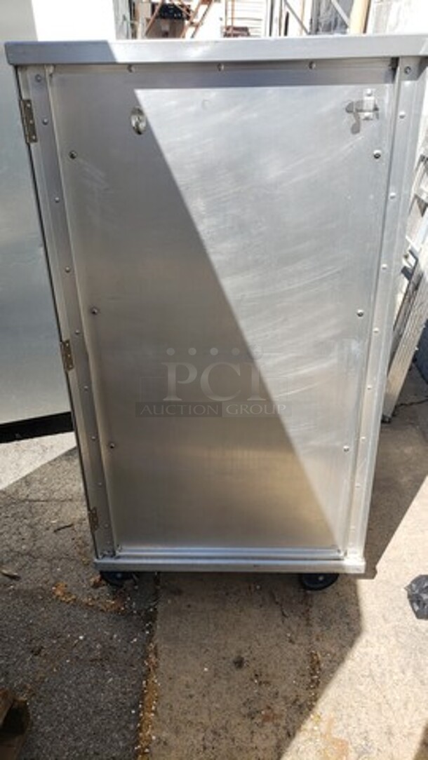 Cres Cor Crescent Mobile Holding Cabinet! - Image 5 of 5