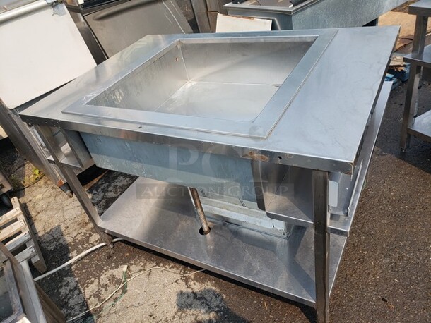 Stainless Steel Drop In Cold Food Station! - Image 1 of 4