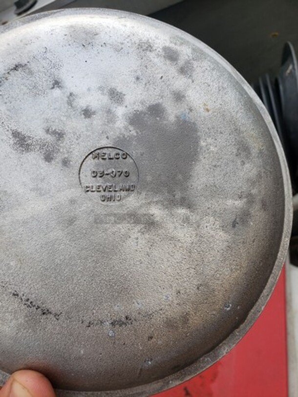 Lot of Round Pewter/Aluminum Sizzling Steak/Salad Plates by Melco, Service Ideas round thermo plates, and Oval shaped thermo plates! - Image 3 of 4