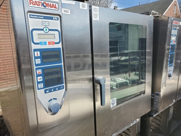 Rational Combi Steamer Electric CPC 102/04 440-480V Stand included! - Image 8 of 8
