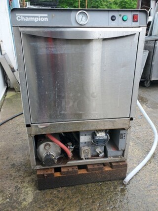 Champion UH100B Undercounter Dishwasher|120-208/230V|Missing cover|Working!