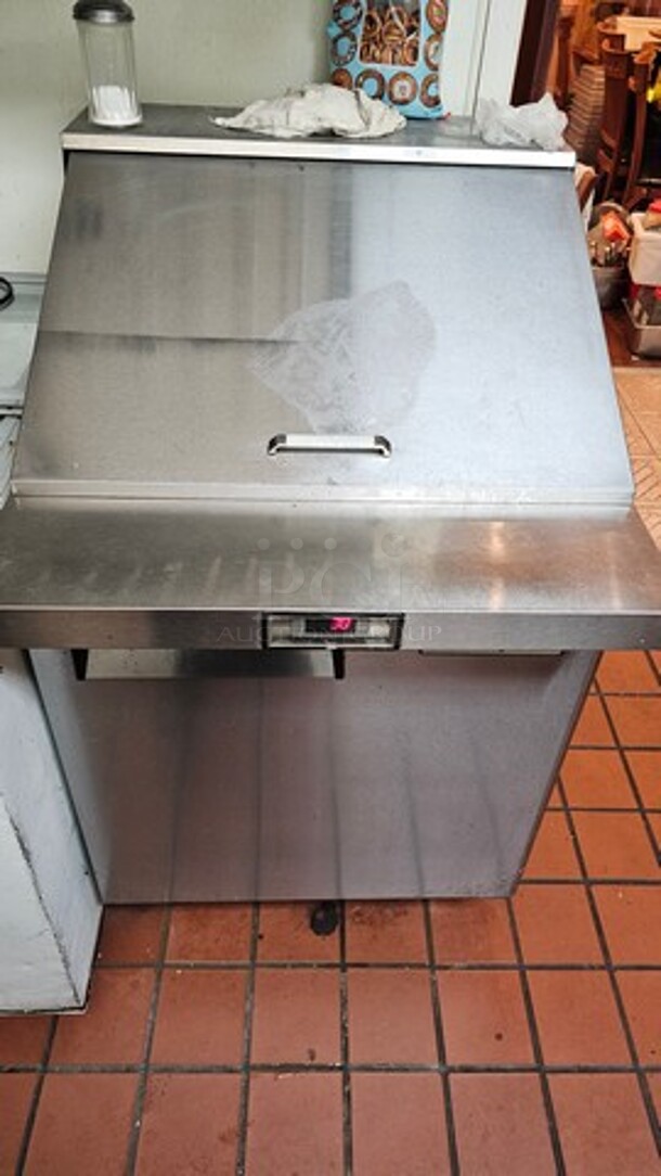 Supera Sandwich/Salad Mega Top One Section Refrigerator - Image 3 of 4