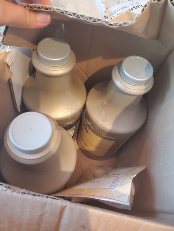 Monin White Chocolate 64fl (3 Bottle)Box Sealed  - Image 2 of 4