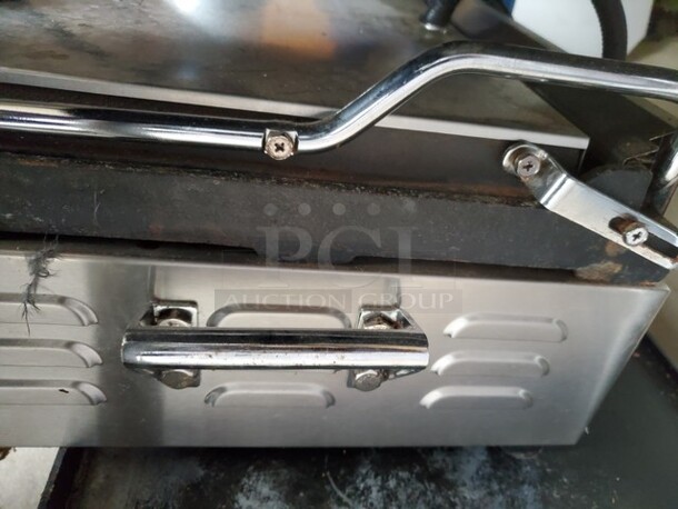 Waring Commercial Panini Grill
Good Working Condition - Image 4 of 6