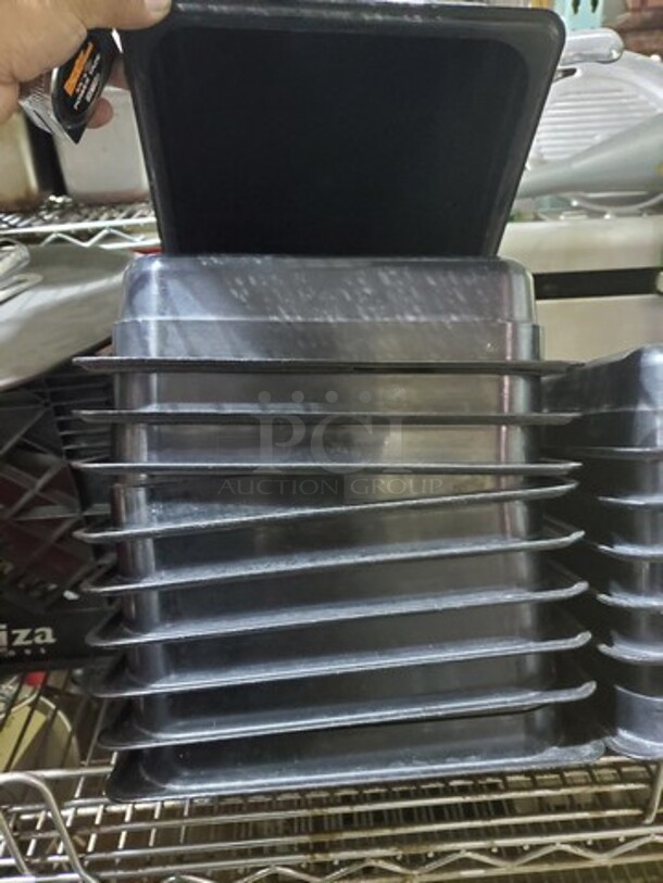 Lot of 10 Plastic Food Pans - Image 1 of 2