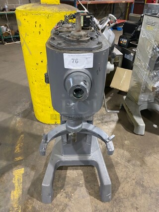 Hobart D330 Metal Commercial Floor Style 30 Quart Planetary Dough Mixer! Working When Removed! MODEL D-330 SN:111011880 208V 3PH