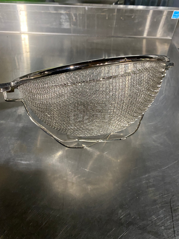 NEW! Winco 10.5" Round Metal Double Mesh Strainers! With Wooden Handle! 3x Your Bid! - Image 4 of 6
