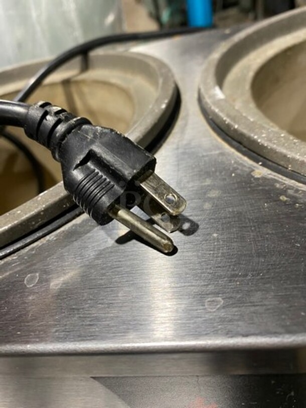 Vollrath Commercial Countertop 2 Well Soup Warmer! WORKING WHEN REMOVED! Model: TW27R SN: J08501171570009 120V - Image 8 of 8