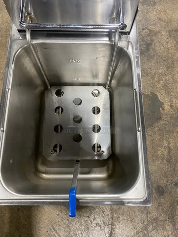 NEW! Globe Countertop Electric Powered Deep Fat Fryer! With Frying Basket! With Backsplash! All Stainless Steel! On Legs! Model: PF16E 208/240V - Image 8 of 11