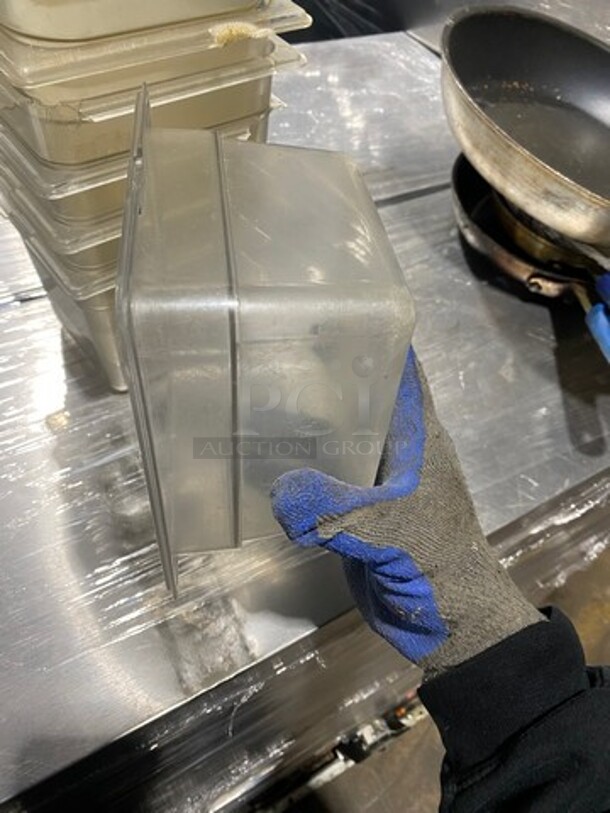 Carlisle Clear Poly 1/6x4" Food Containers! 17x Your Bid! - Image 6 of 8