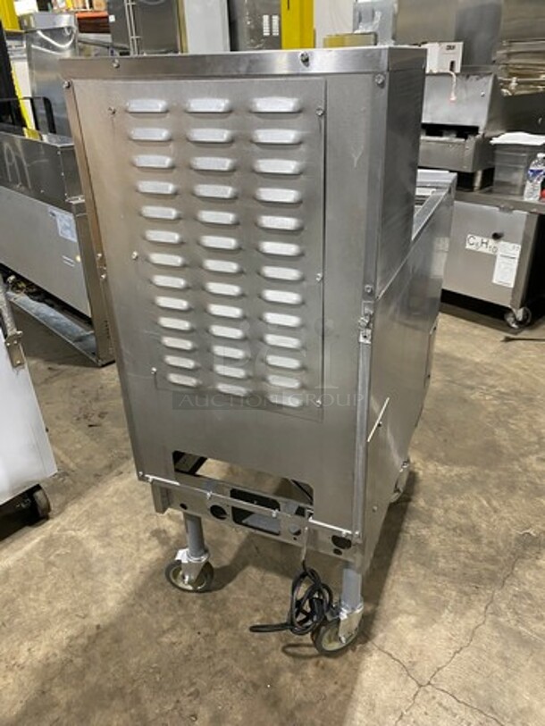 Pitco Commercial Electric Powered Crisp-N-Hold/Fry Warmer Dumping Station! With Backsplash! All Stainless Steel! On Legs! Model: PCF18 SN: E19KD070535 120V 60HZ 1 Phase - Image 3 of 8