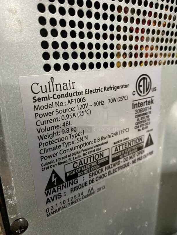 Culinair Stainless Steel Countertop Mini Refrigerator! Model: AF100S - Image 5 of 8