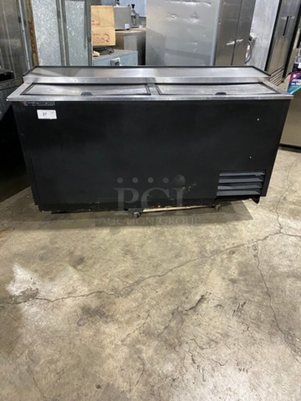 True Commercial 2 Door Beer Bottle Cooler! With Stainless Steel Top! Model: TD6524 SN: 6880193 115V 60HZ 1 Phase