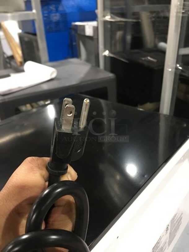 LATE MODEL! NEW!  2021 Hamilton Beach Countertop Microwave Oven! Model: P11043ALMWTB1 120V - Image 6 of 6
