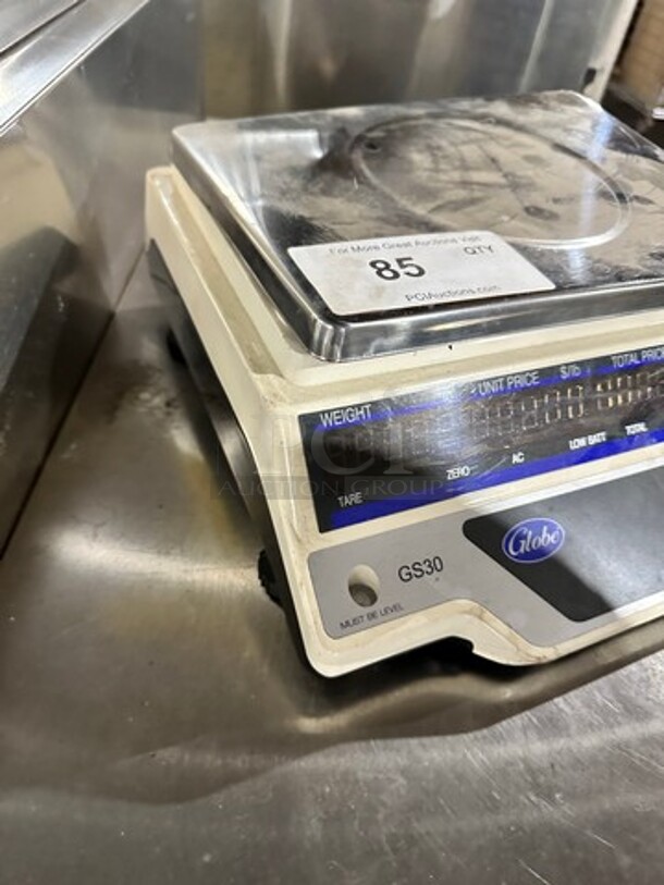 Globe Commercial Countertop Digital Weight/Price Scale! Model: GS30 SN: 100162890 110/120V - Image 3 of 6