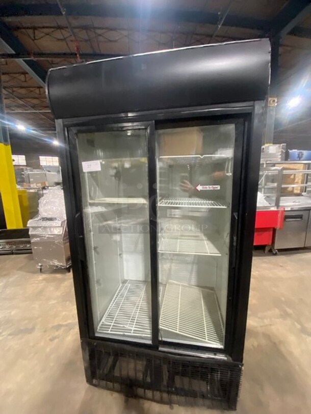 True Commercial 2 Sliding Door Reach In Refrigerator Merchandiser! With View Through Doors! With Poly Coated Racks! Model: GDM33 SN: 13089041 115V 60HZ 1 Phase - Image 1 of 8