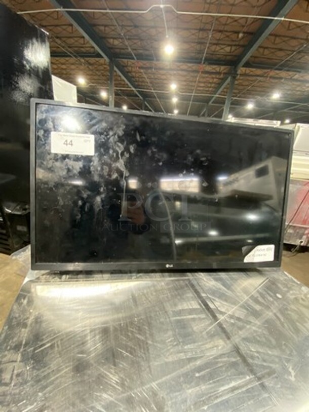 WOW! LG Flat Screen Tv!