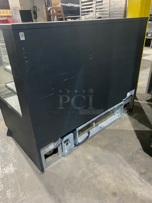 Structural Concepts Commercial Refrigerated Grab-N-Go Case Merchandiser! With Shelves! Model: NR6047RSSV SN: 1178084DV330784 120V 60HZ 1 Phase - Image 4 of 11