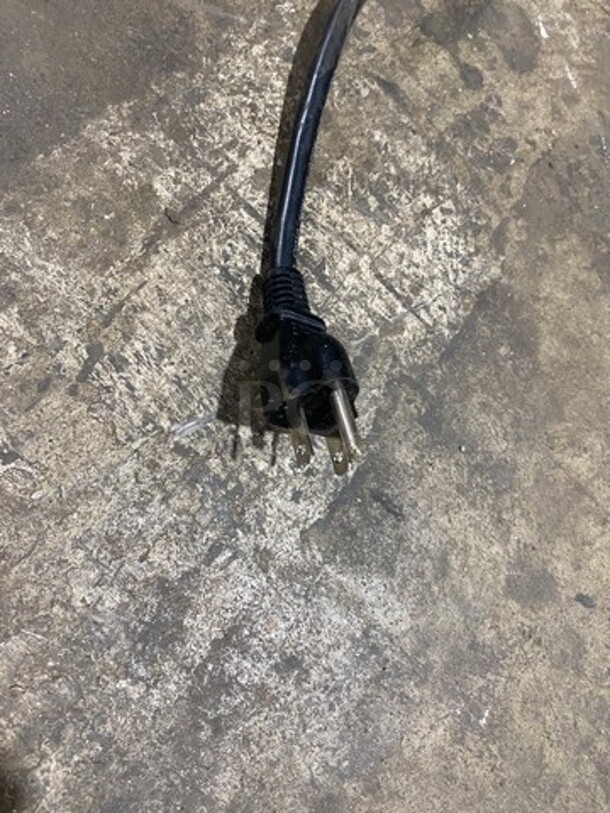 Avantco Commercial Countertop Coffee Maker! All Stainless Steel! Model: C15 SN: 29010318C15 120V! Working! - Image 9 of 9