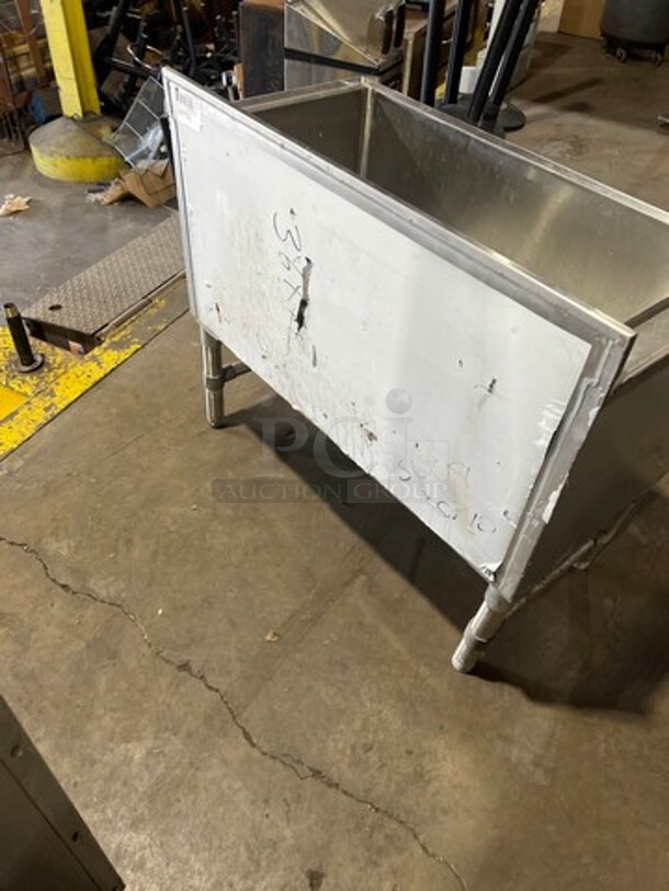 John Boos Commercial Undercounter 10 Circuit Cold Plate/ Ice Bin! With Back Splash! All Stainless Steel! On Legs! Model: EUBIB3618CP - Image 4 of 7